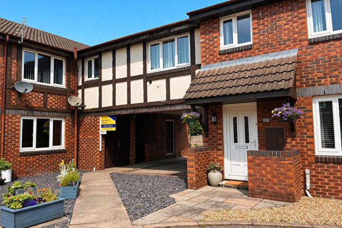 2 Bedroom Apartment For Sale In Alexander Place, Grimsargh, PR2