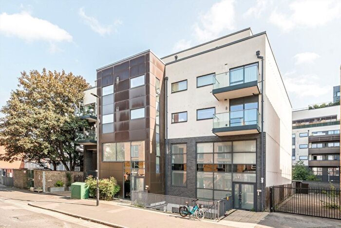 1 Bedroom Flat For Sale In Singer Mews, Clapham, SW4