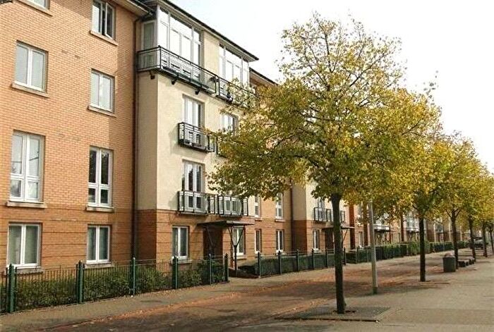 2 Bedroom Apartment To Rent In Roma House, Vellacot Close, Lloyd George Avenue, Cardiff, CF10
