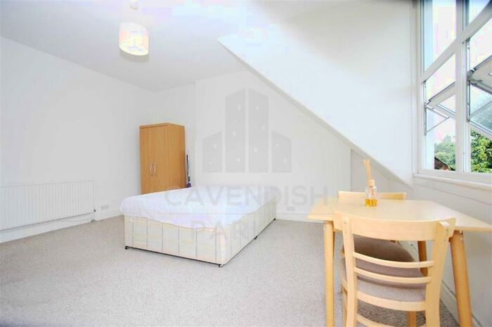 Studio To Rent In Lambolle Road, Belsize Park, London, NW3