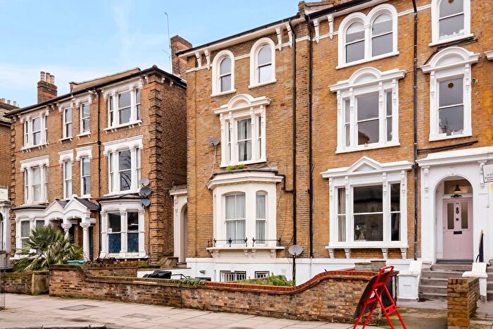 1 Bedroom Flat To Rent In Tufnell Park Road, London, N7