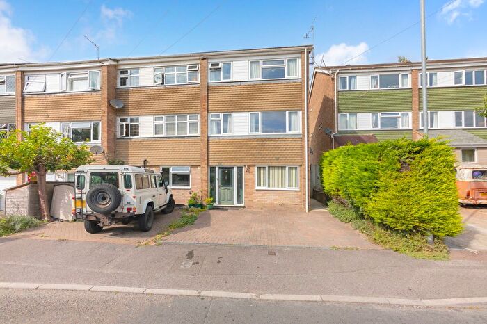 4 Bedroom End Terrace House For Sale In Spences Lane, Lewes, BN7