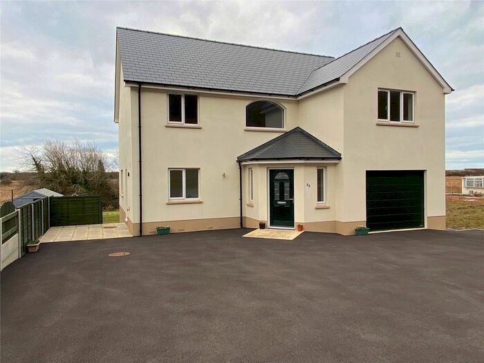 4 Bedroom Detached House For Sale In Dan Y Bryn, Pendine, Carmarthenshire, SA33