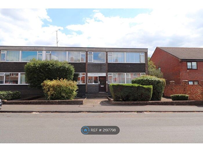 2 Bedroom Flat To Rent In Homestead Court, Northampton, NN2
