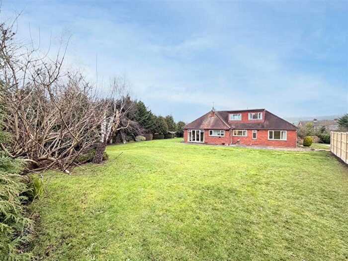 4 Bedroom Detached Bungalow For Sale In Mill Lane, Cubbington, Leamington Spa, CV32