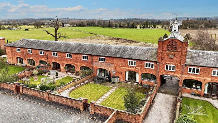 4 Bedroom Barn Conversion For Sale In Tixall Court, Tixall, ST18