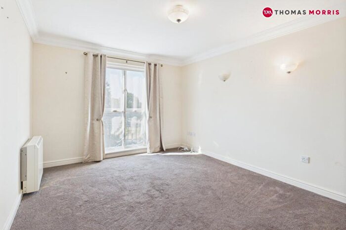 1 Bedroom Apartment For Sale In Crosshall Road, Eaton Ford, St. Neots, Cambridgeshire, PE19