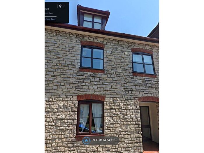 1 Bedroom Flat To Rent In Church Street, Dorchester, DT1