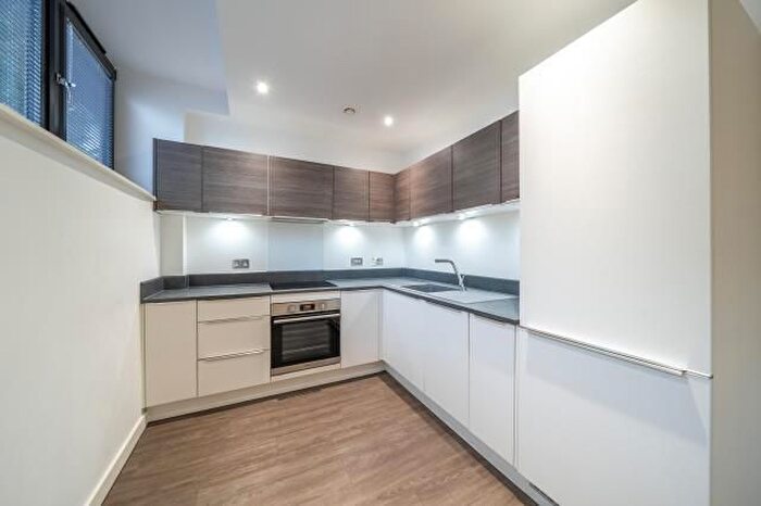 1 Bedroom Flat To Rent In London, London, N20