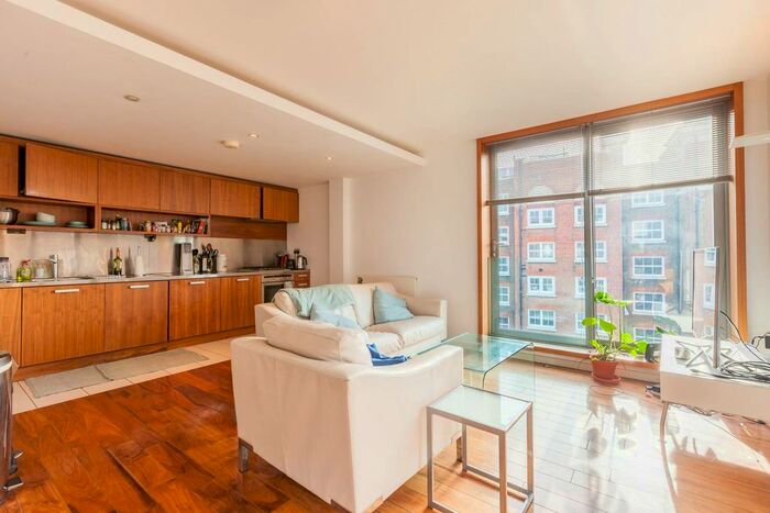 2 Bedroom Flat To Rent In White Lion Street, Angel, London, N1