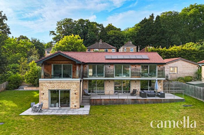 4 Bedroom Detached House For Sale In Hicks Field, Bath, BA1