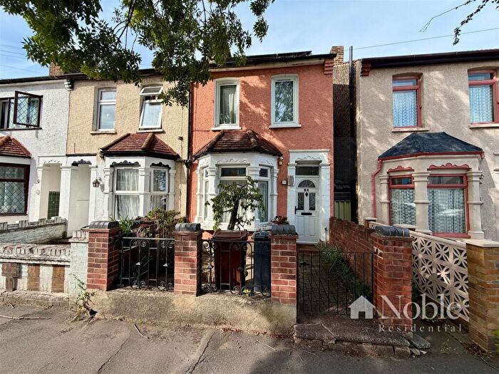 2 Bedroom Terraced House To Rent In Devon Road, Barking, IG11