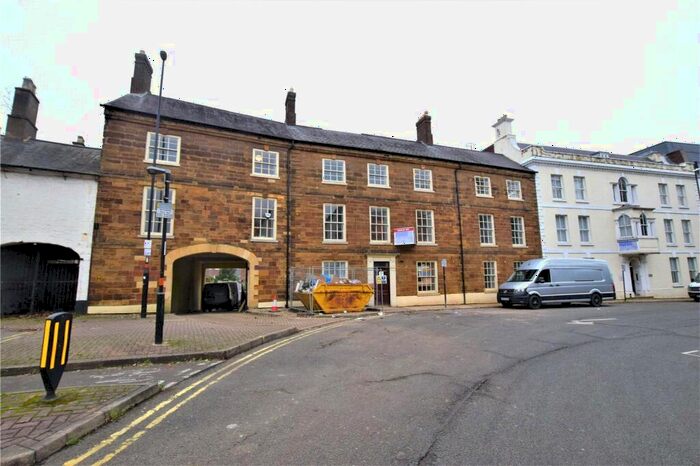 2 Bedroom Apartment To Rent In Sheep Street, Northampton, NN1