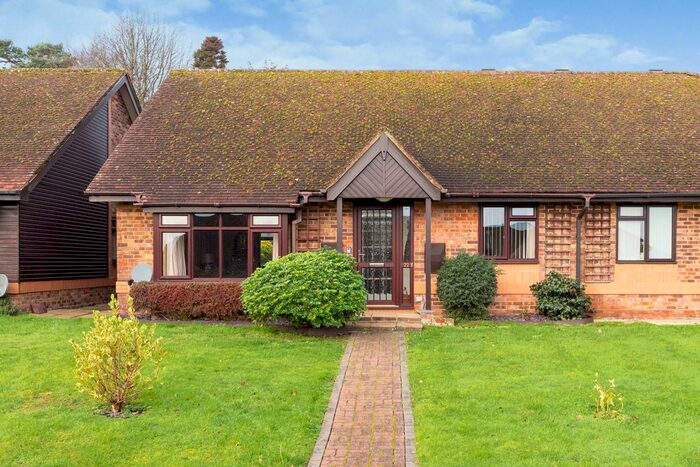 2 Bedroom Bungalow For Sale In Cross Lane Gardens, Ticehurst, Wadhurst, TN5