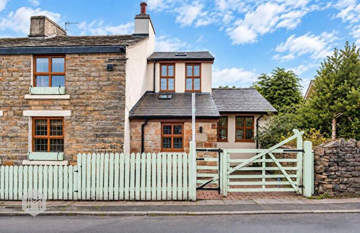 4 Bedroom Cottage For Sale In Cox Green Road, Egerton, BL7
