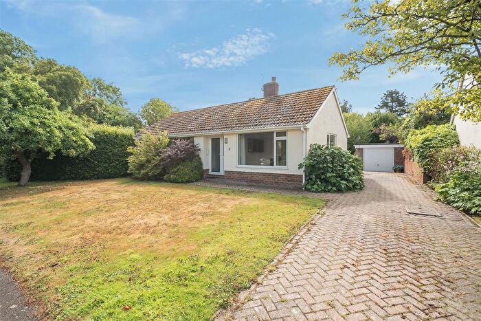 3 Bedroom Detached Bungalow For Sale In Nutmead Close, Child Okeford, Blandford Forum, DT11