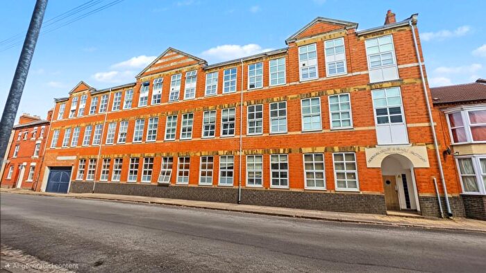 2 Bedroom Apartment For Sale In Talbot Road, Northampton, NN1