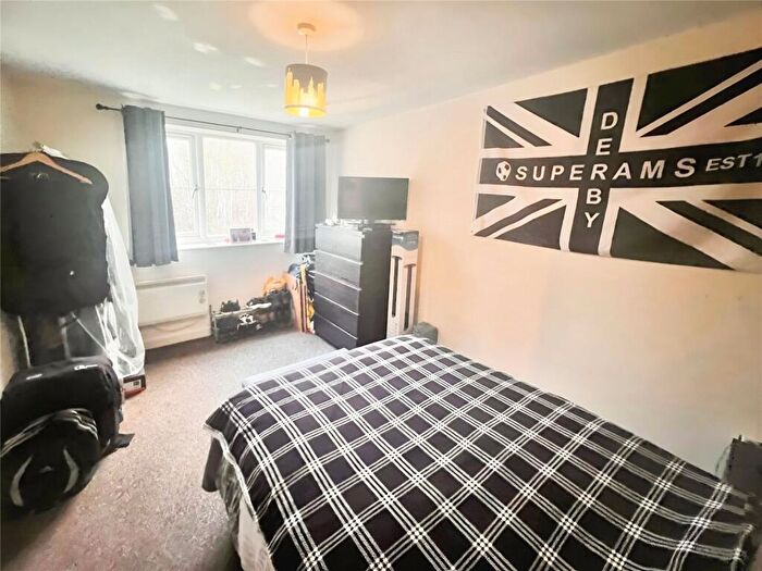 2 Bedroom Flat For Sale In Burton Road, Branston, Burton-on-Trent, Staffordshire, DE14