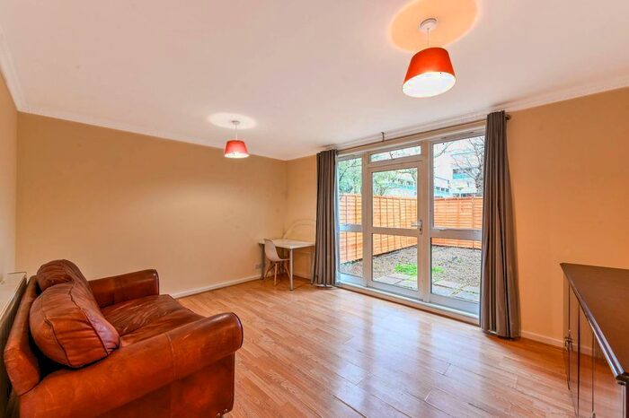 2 Bedroom Maisonette To Rent In Camden Street, Camden Town, London, NW1