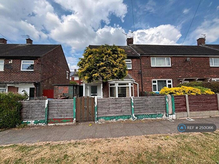 2 Bedroom Semi-Detached House To Rent In Hardman Street, Chadderton, Oldham, OL9