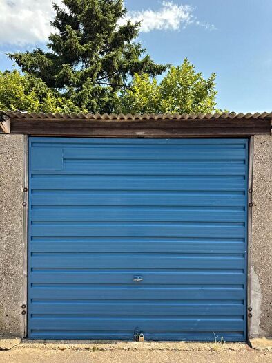 Garage / Parking For Sale In Garage At Havis Road, Stanford-le-Hope, SS17