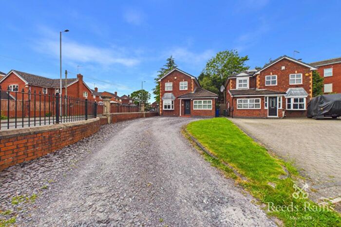 3 Bedroom Detached House For Sale In Grosvenor Gardens, Manchester, Greater Manchester, M22