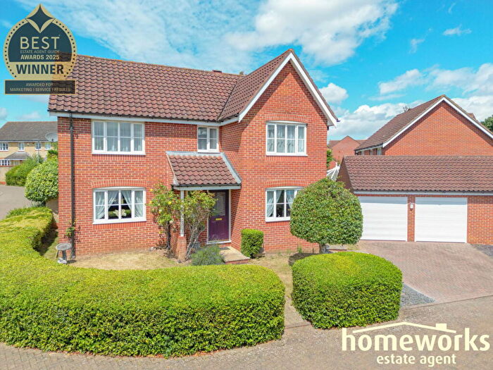 4 Bedroom Detached House For Sale In De Havilland Road, Dereham, NR19