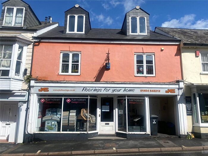 2 Bedroom Apartment To Rent In New Street, Honiton, Devon, EX14