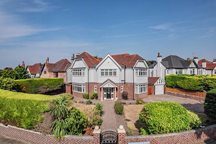 4 Bedroom Detached House For Sale In Waterloo Road, Southport, PR8