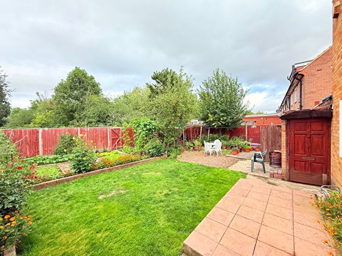 3 Bedroom End Of Terrace House For Sale In Greenhill Gardens, Northolt, UB5
