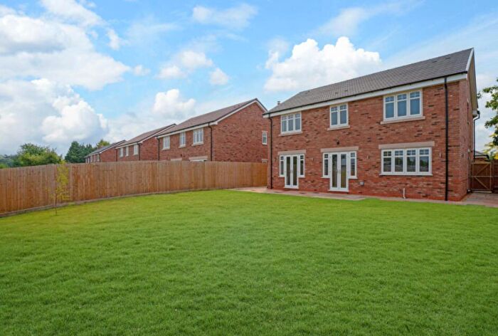 4 Bedroom House To Rent In Alton Grove, Bewdley, DY12