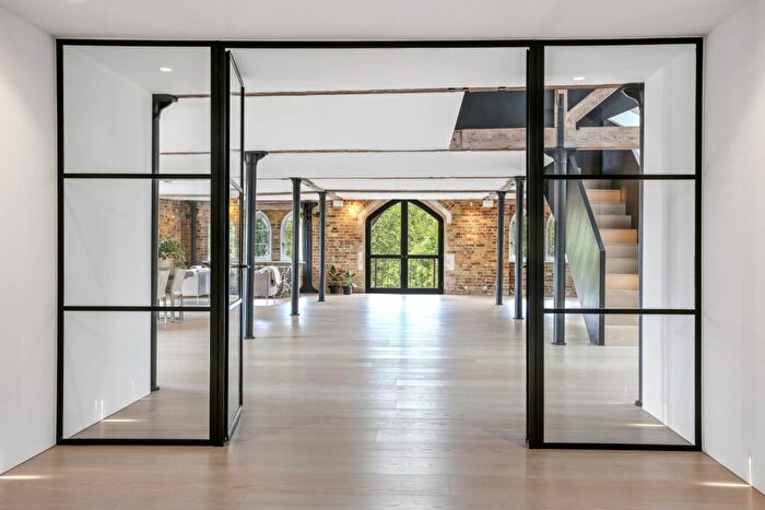 4 Bedroom Penthouse For Sale In Olivers Wharf, Wapping High Street, London, E1W