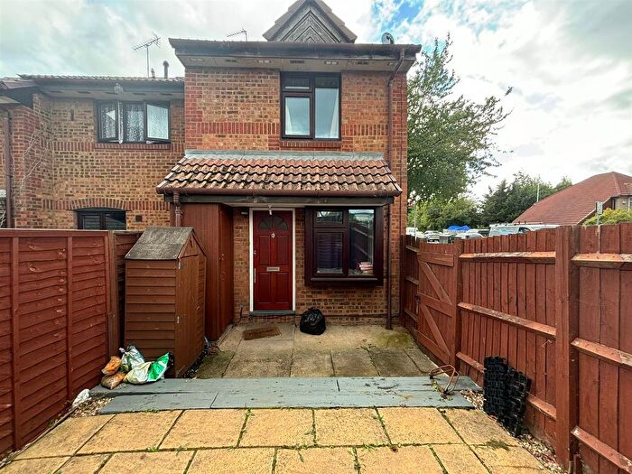 1 Bedroom Semi-Detached House To Rent In Kingston Lane, West Drayton, UB7