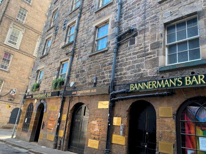 2 Bedroom Flat To Rent In Niddry Street, Old Town, Edinburgh, EH1