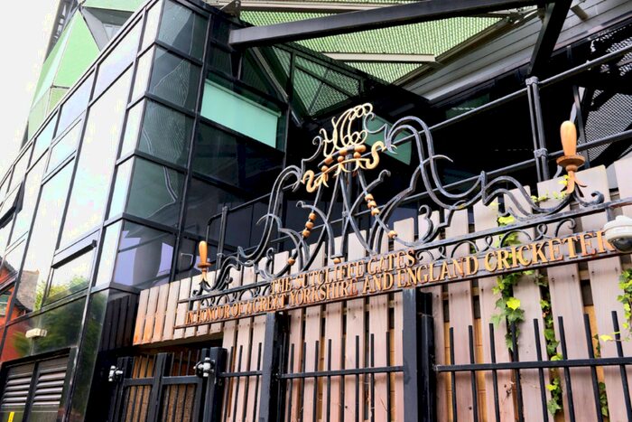 2 Bedroom Flat To Rent In Montgomery Avenue, Leeds, LS16