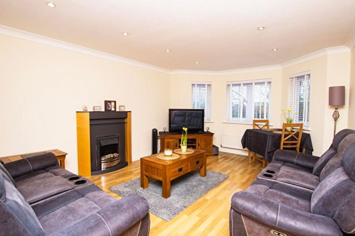 2 Bedroom Flat To Rent In Baxendale Grove, Bamber Bridge, PR5