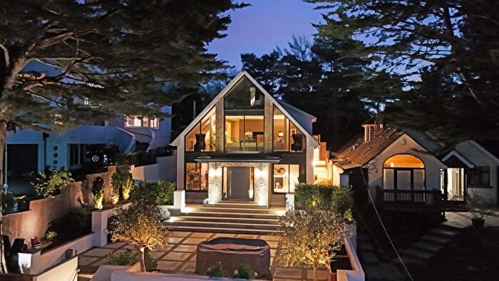 4 Bedroom Detached House To Rent In Seacombe Road, Poole, BH13