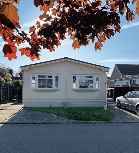 2 Bedroom Mobile/park Home For Sale In Naish Estate, New Milton, BH25