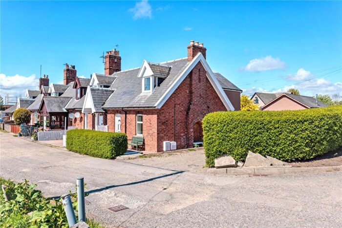 3 Bedroom End Of Terrace House For Sale In Montrose, Angus, DD10