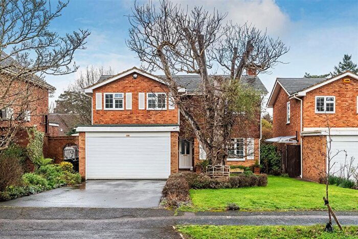 4 Bedroom Detached House For Sale In Pine Dean, Great Bookham, KT23