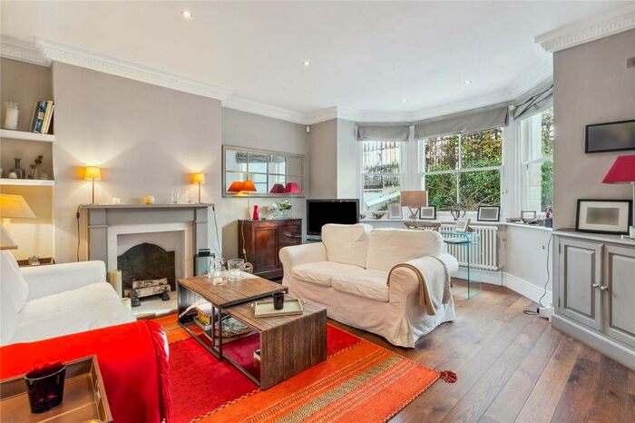 2 Bedroom Apartment To Rent In Coleherne Road, London, SW10