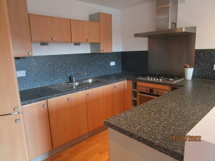 2 Bedroom Flat To Rent In Glasgow Harbour Terrace, Glasgow, G11