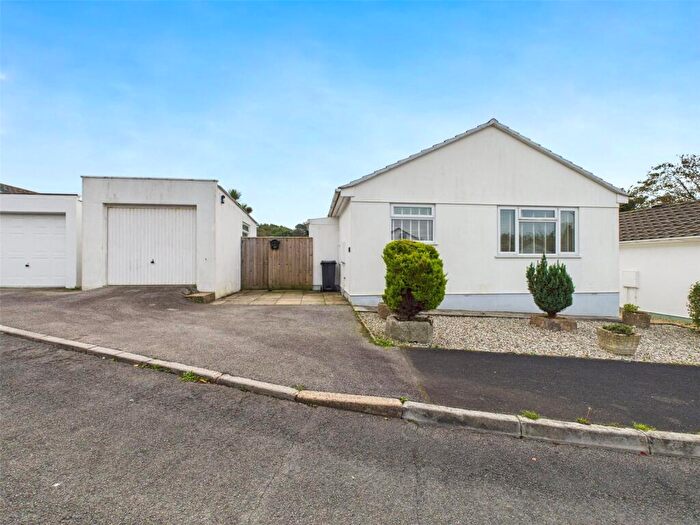 3 Bedroom Bungalow For Sale In Hallett Way, Bude, Cornwall, EX23