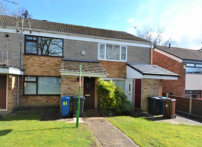 1 Bedroom Apartment To Rent In Tintern Avenue, Tyldesley, M29