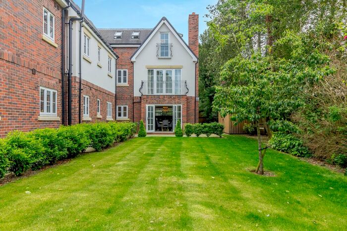 2 Bedroom Flat To Rent In St Bernards Road, Solihull, B92