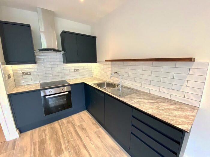 2 Bedroom Apartment To Rent In Lapwing Lane, West Didsbury, Manchester, M20