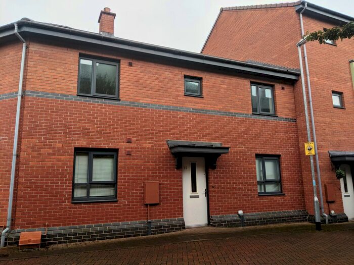 2 Bedroom Property To Rent In Strawberry Lane, Lichfield, WS14