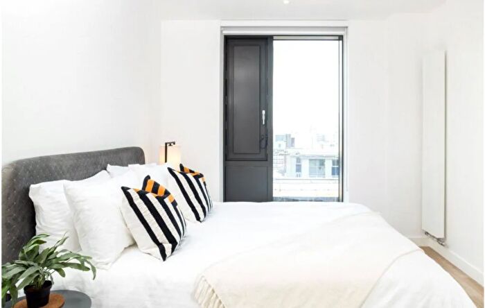 2 Bedroom Apartment For Sale In Vita Living, Nobel Way, Circle Square, Manchester, M1