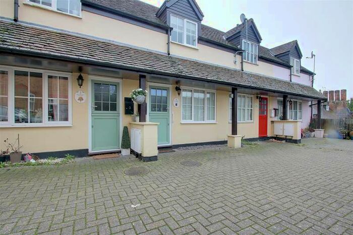 2 Bedroom Cottage To Rent In Mulberry Court, Old Town, HP1