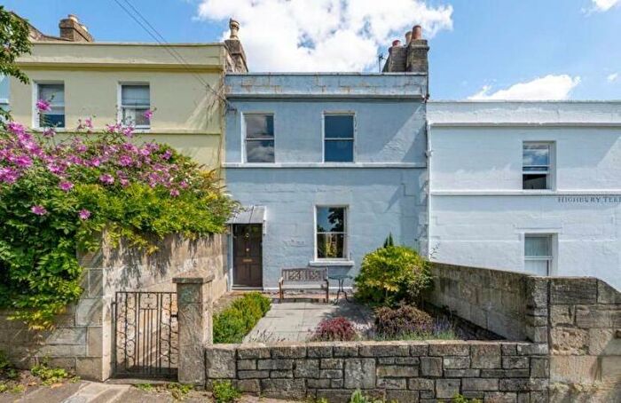 3 Bedroom Terraced House To Rent In Highbury Terrace, Bath, BA1